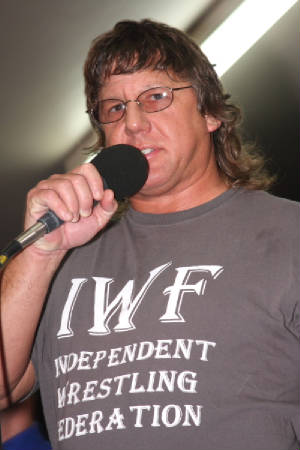 Dr. Tom Prichard